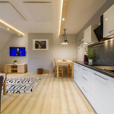 Udanypobyt Apartamenty Sloneczne กอสเชียลิสกอ ภายนอก รูปภาพ