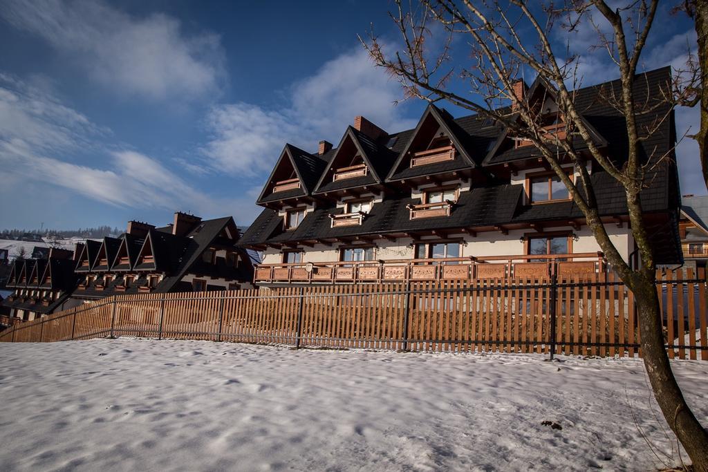 Udanypobyt Apartamenty Sloneczne กอสเชียลิสกอ ภายนอก รูปภาพ